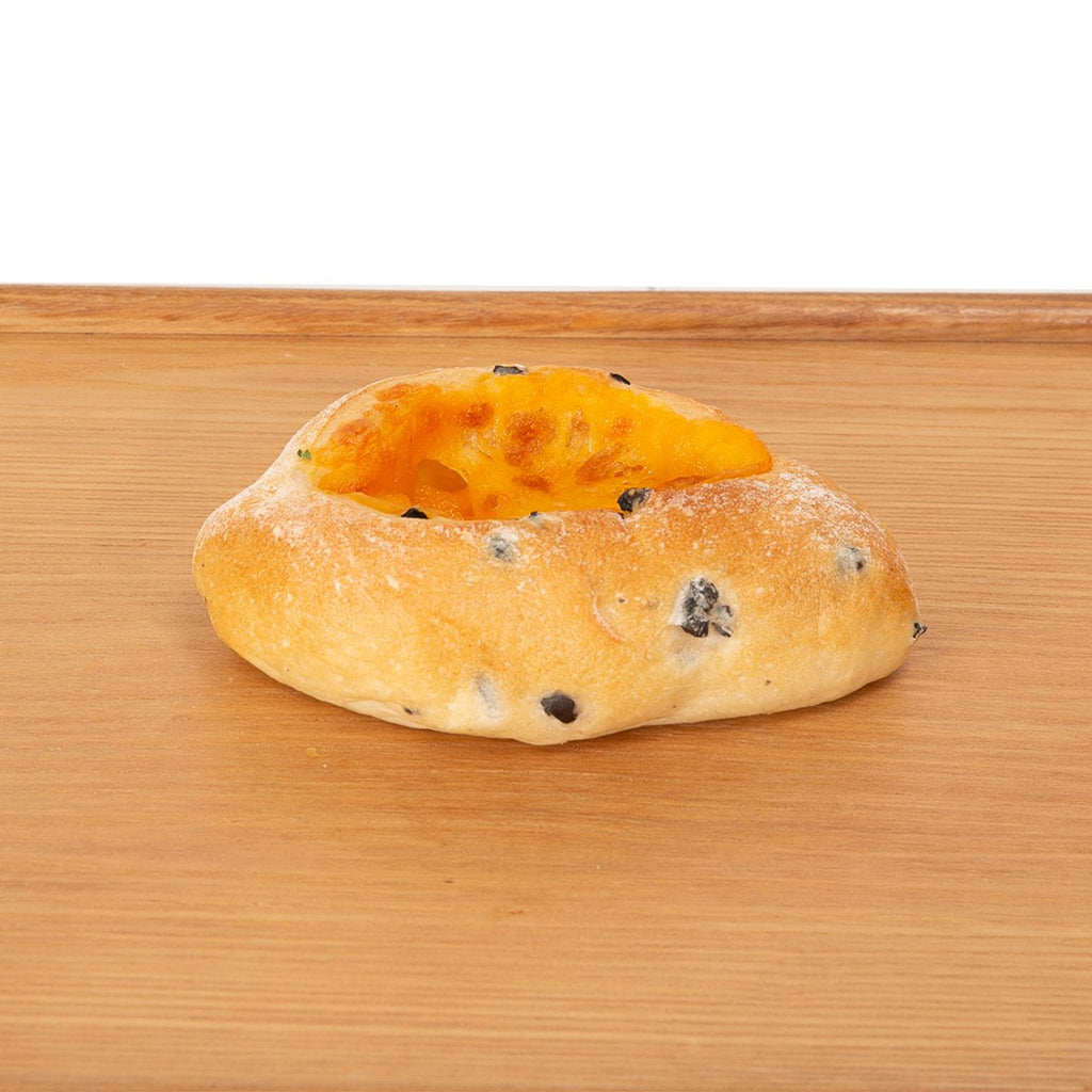 LITTLE MERMAID BAKERY Cheese & Olive Roll  (1pc)